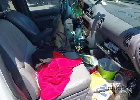 1998 Chrysler Town & Country Lxi из США, поврежденный, VIN 1C4GP64L8WB655666